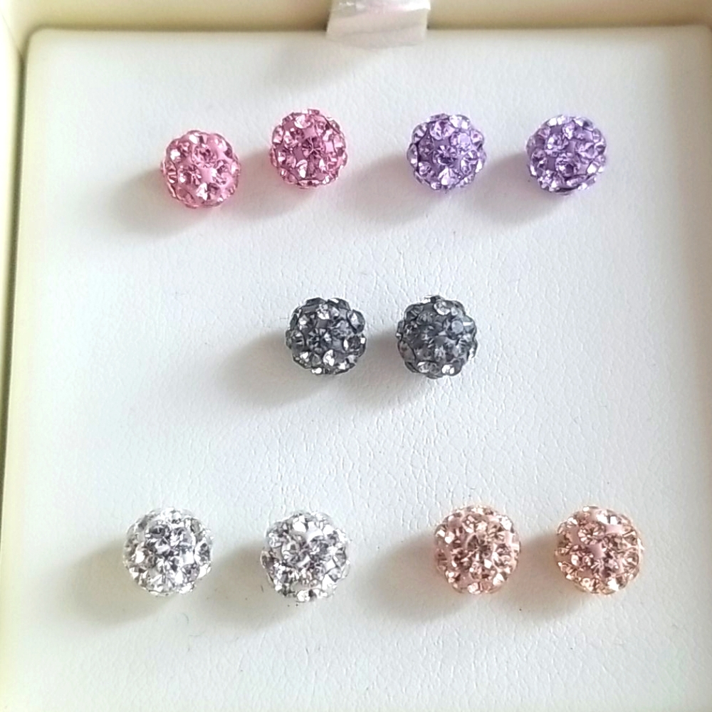 Set of earrings